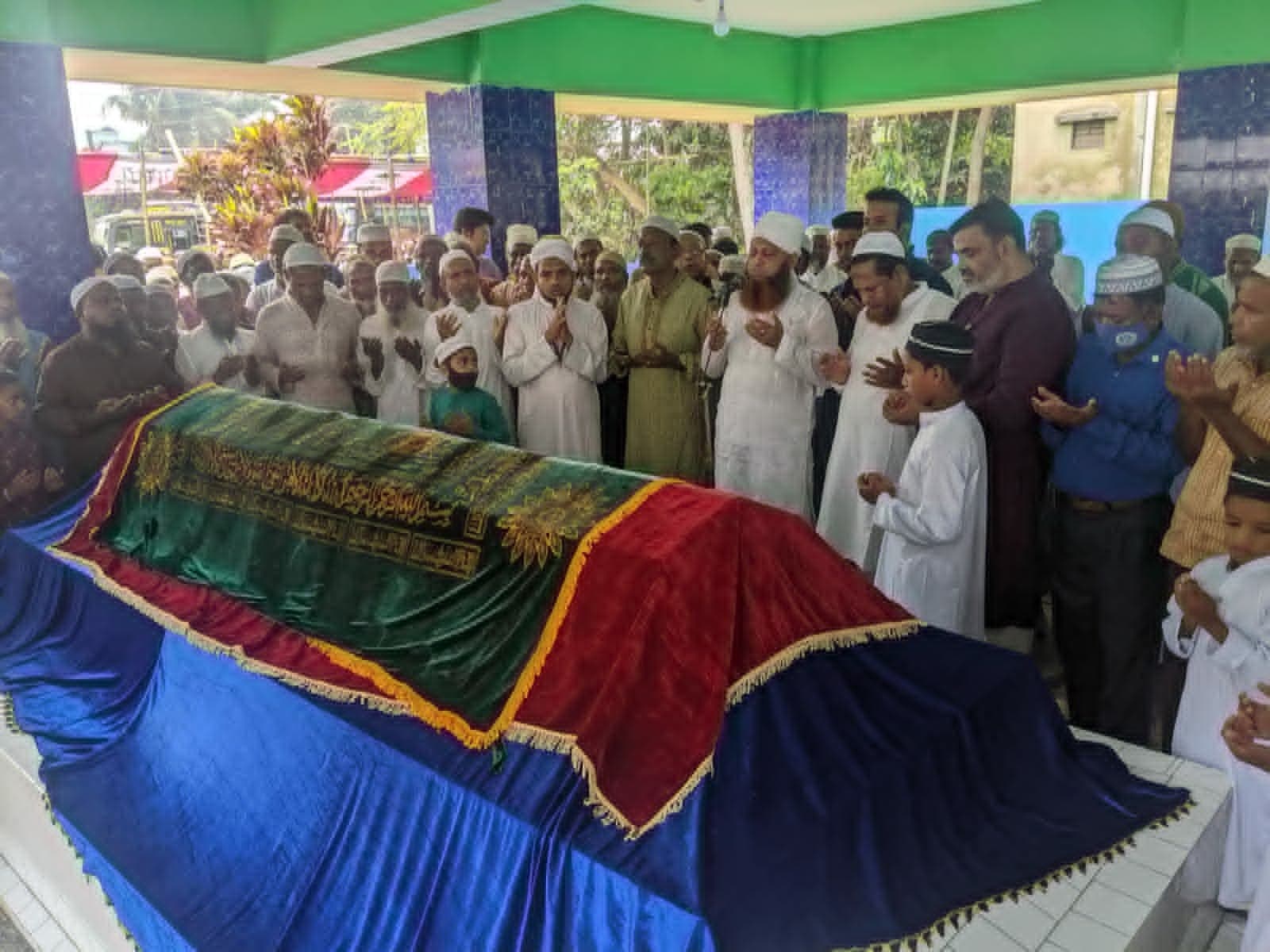 Religious observance at the Darbar