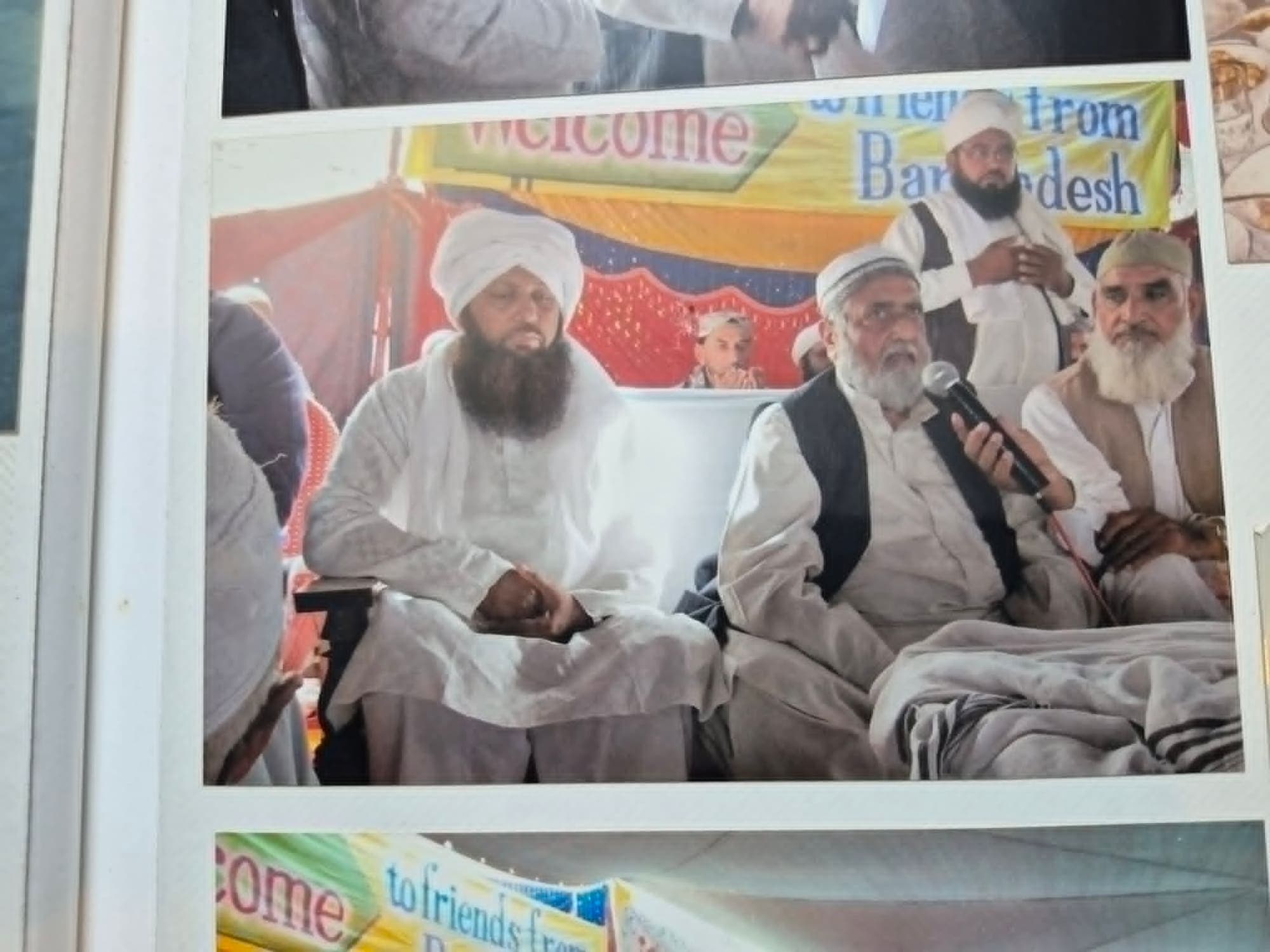 Honoured guests at the Darbar
